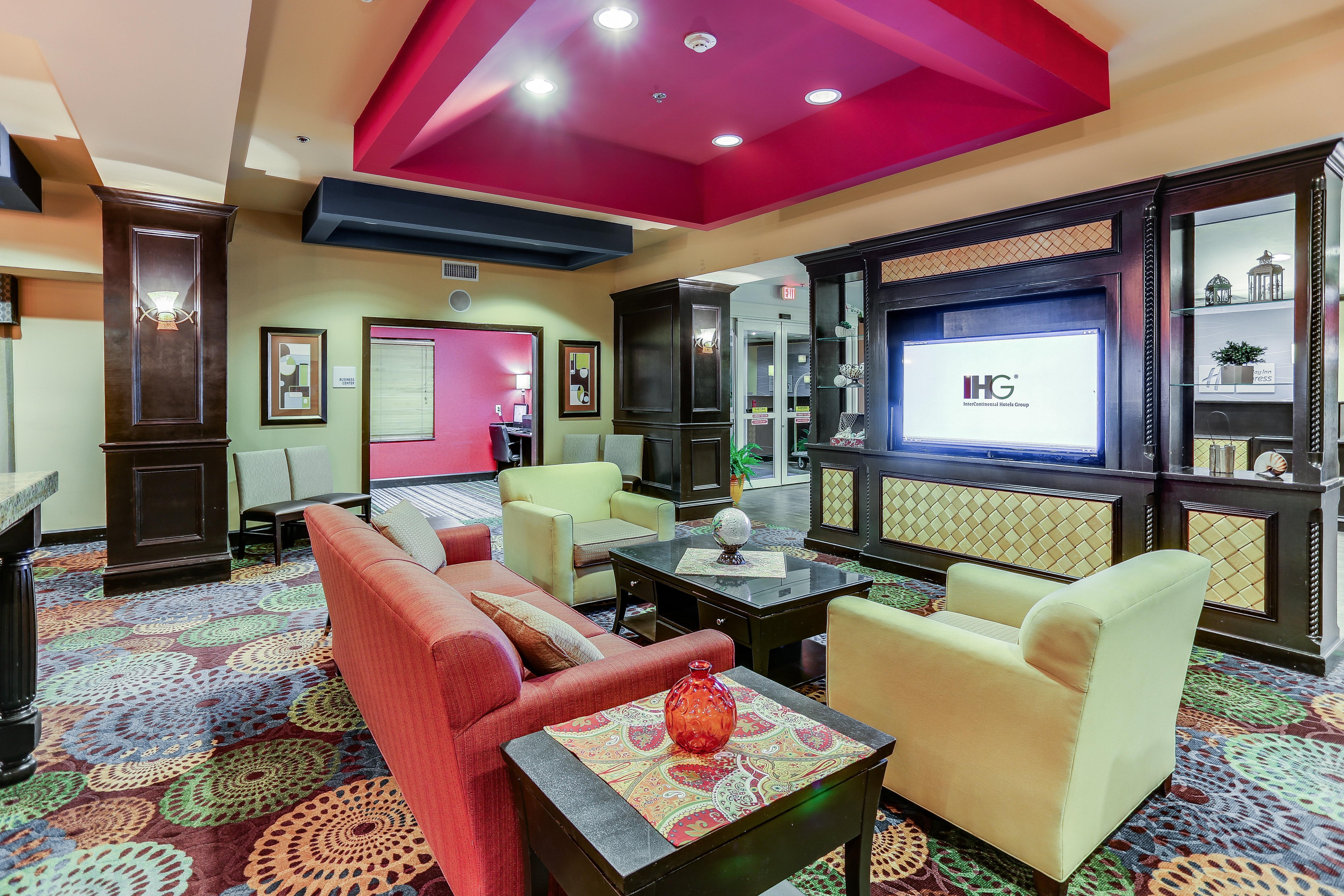 Holiday Inn Express Hotel & Suites Huntsville By Ihg Екстериор снимка