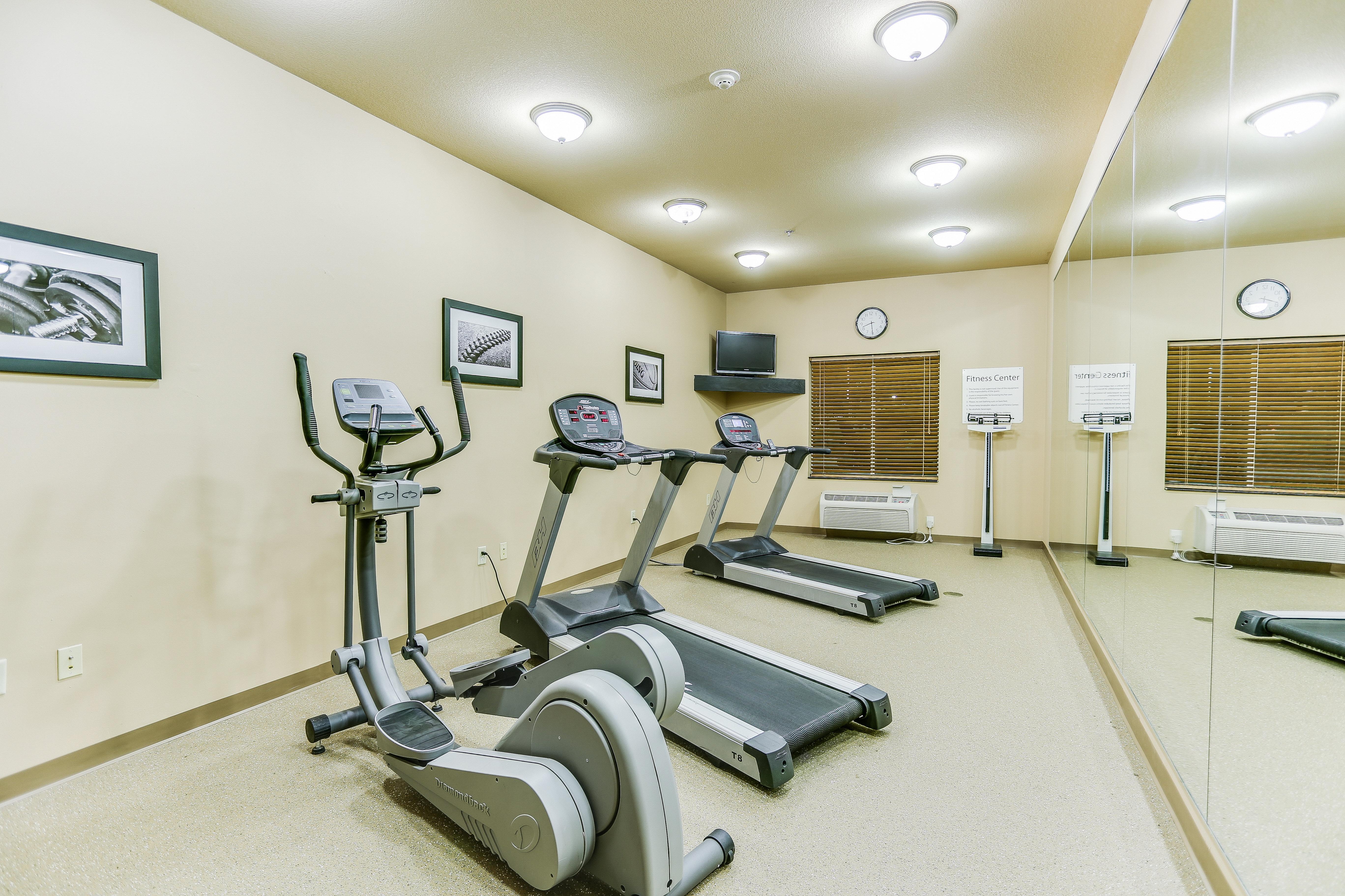 Holiday Inn Express Hotel & Suites Huntsville By Ihg Екстериор снимка