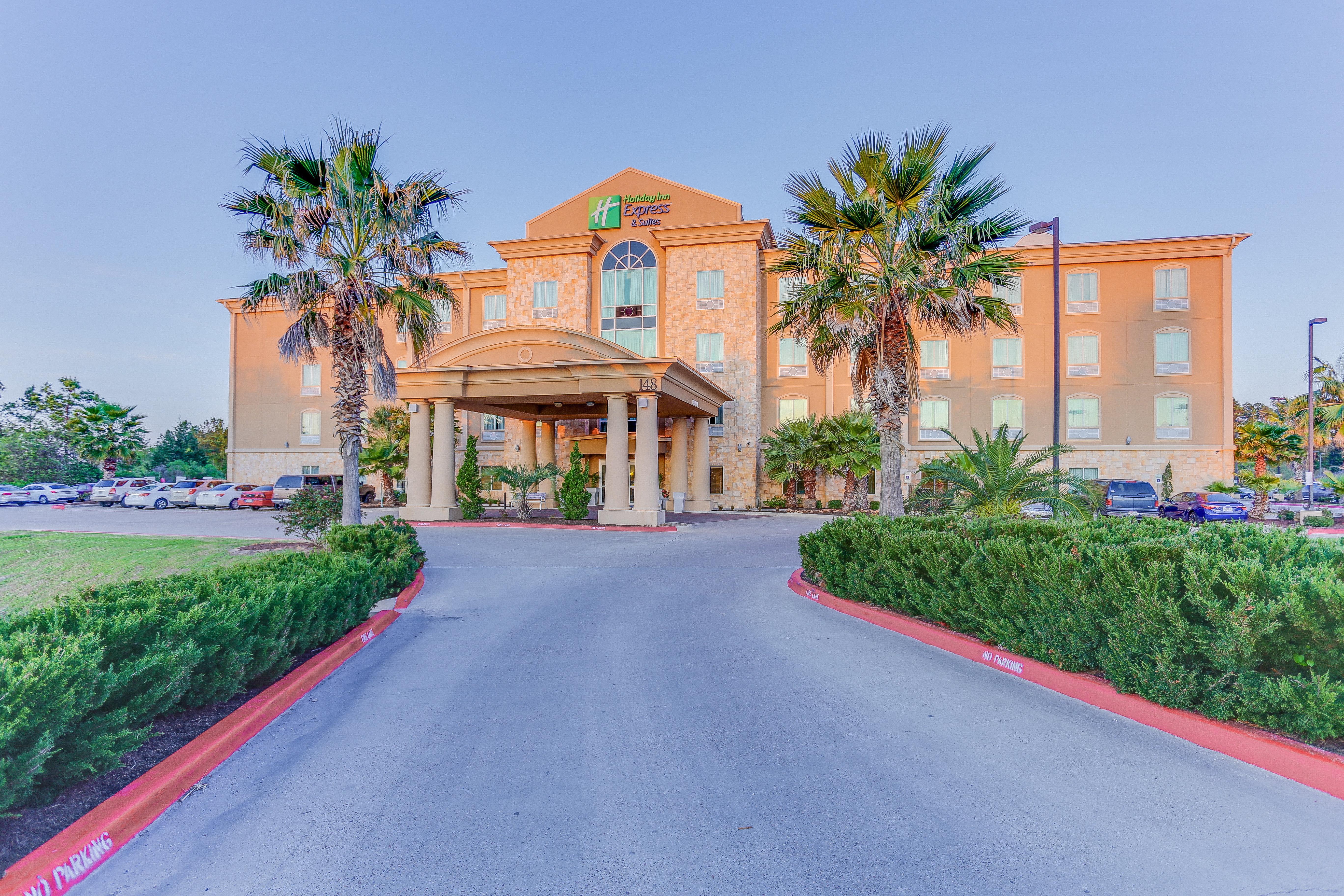 Holiday Inn Express Hotel & Suites Huntsville By Ihg Екстериор снимка