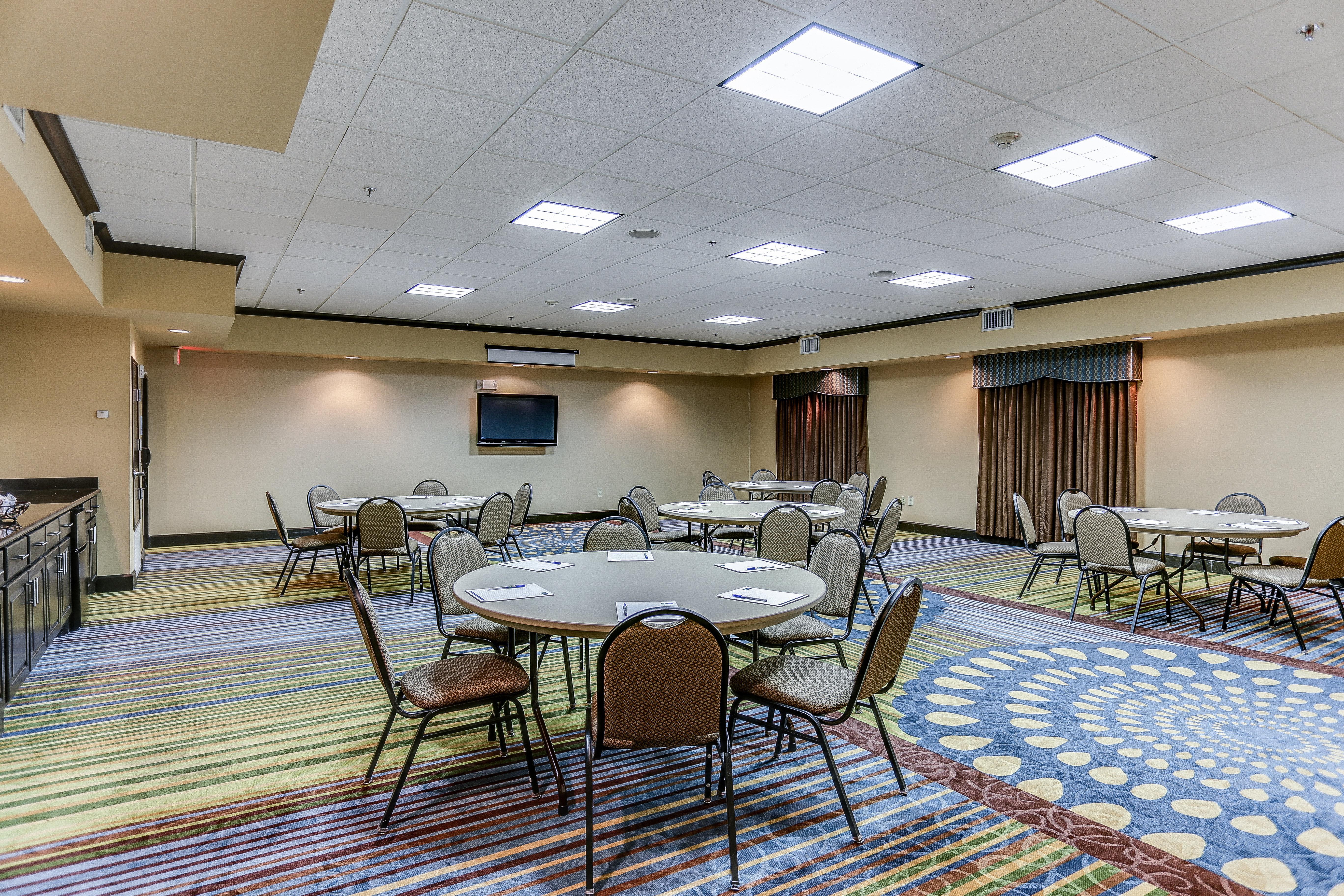 Holiday Inn Express Hotel & Suites Huntsville By Ihg Екстериор снимка