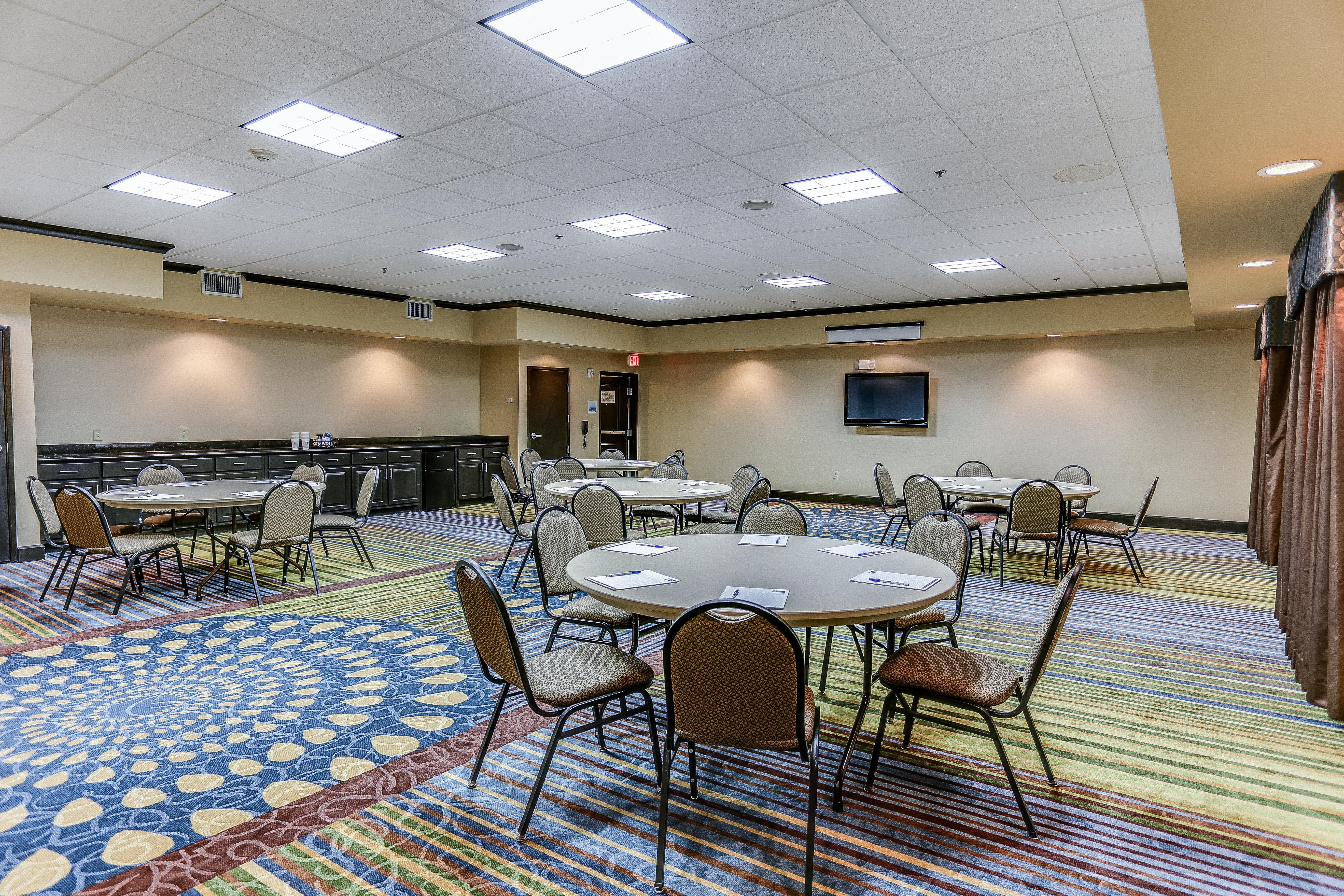 Holiday Inn Express Hotel & Suites Huntsville By Ihg Екстериор снимка