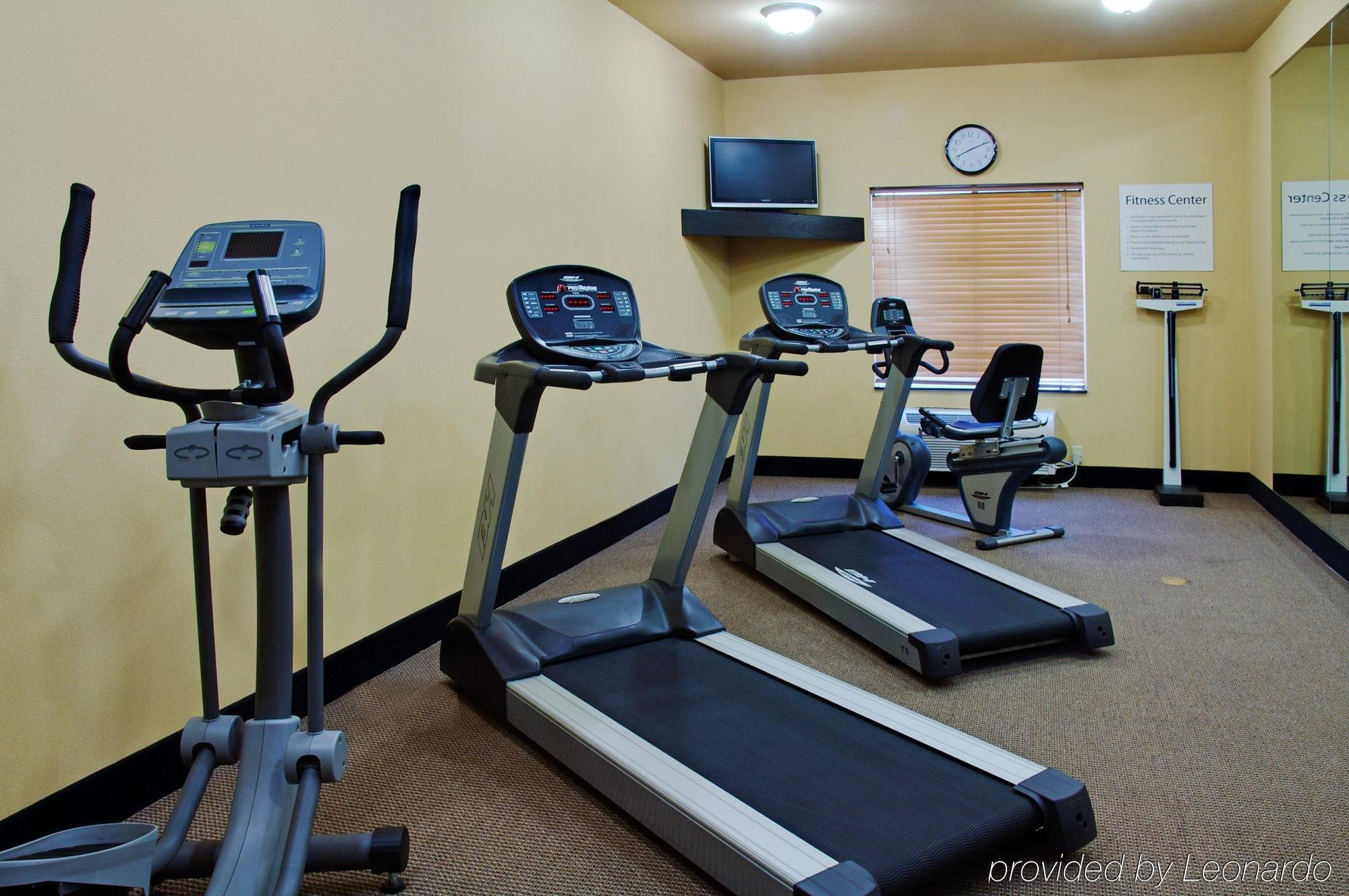 Holiday Inn Express Hotel & Suites Huntsville By Ihg Съоръжения снимка