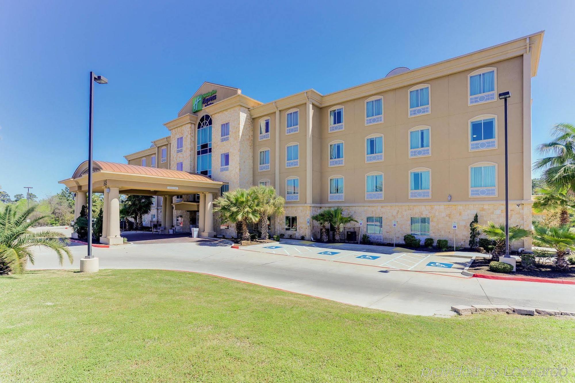 Holiday Inn Express Hotel & Suites Huntsville By Ihg Екстериор снимка